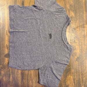 Vans Flying V Grey Crop T-Shirt size small